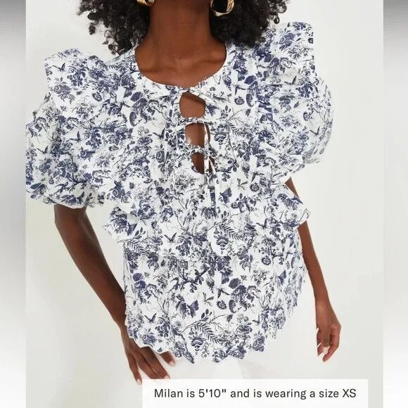 Hyacinth House Tuckernuck NEW Navy Floral Ruffle Nadia Blouse X SMALL - Picture 1 of 5